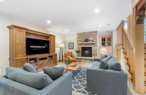 Shoreview House | Turtle Lake Cottage