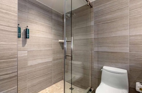 West End Hotel | Two 2-Bedroom Connecting Suites | Free Breakfast | Kitchenette & Indoor Pool