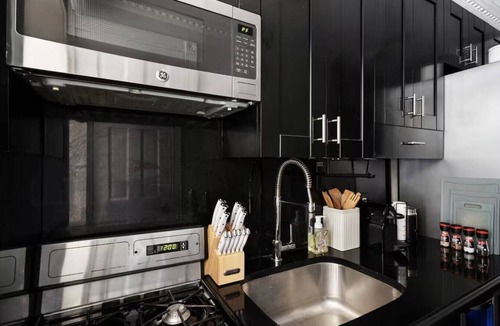 Little Italy Apartment | two bedroom in Little Italy