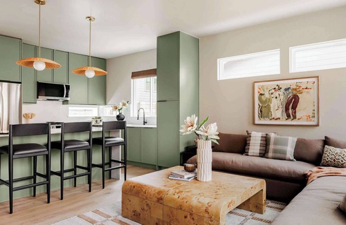 East MLK Condo | Two Luxury Austin Homes | Hot Tubs + 10 Bedrooms