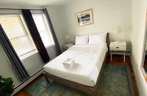 Ventnor City Apartment | Unique 1BR with Deck and Parking 4 blocks to Beach