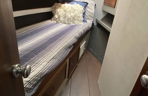 Little Egg Harbor Boat Rental | Unique Houseboat Experience!