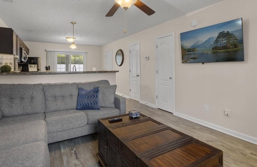 Westgate House | Unique Townhome in the center of Jacksonville!