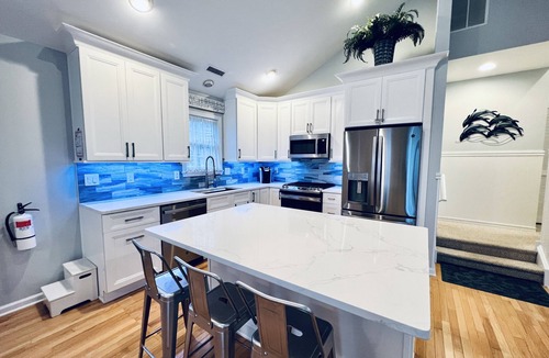 Gold Coast Condo | Unwind and relax at THE SEABREEZE VERANDA in Ocean City, New Jersey!