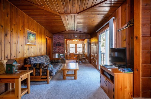 Hackensack Cabin | up north cabin with fire place