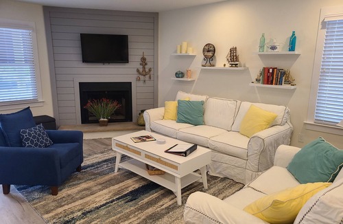 Gold Coast Condo | Updated 1st floor fully furnished Duplex one block off beach!