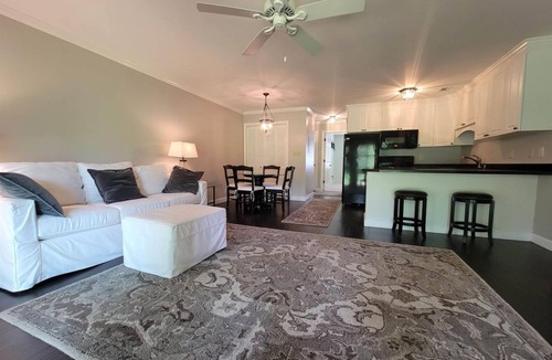 Surfside Beach Condo | Updated Cozy Condo: 15 minutes from Surfside Beach
