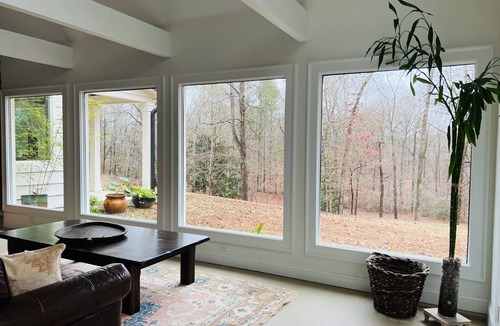 Woodstock House | Upscale Farmhouse Near Lakes in Roswell