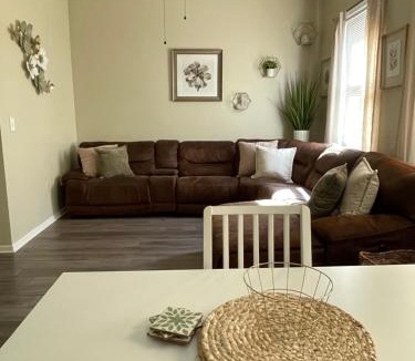Jersey City Apartment | Urban 2BR Near LightRail Easy NYC and MetLife Access