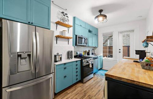 McGinley Square Apartment | Urban Oasis 3BR Duplex w/Patio Easy NYC Access