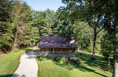 Lookout Mountain Cabin | Valentine Drive Cabin 1
