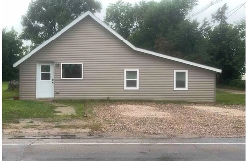 Valentine House | Valentine’s Tourist Tenure- Charming 2 bedroom cozy vacation home