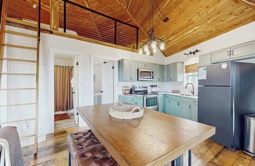 Ranger Cabin | Valley Vista Getaway