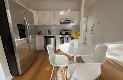 The Village Apartment | VAN VORST HOUSE | Prime Location Minutes to NYC