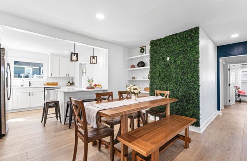 Ventnor City House | Ventnor Getaway - 6 Bedrooms, Pool, Walk to Beach