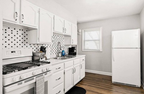 Peoria Heights House | VERDE VIBES - Cute 2BD home in the Heights