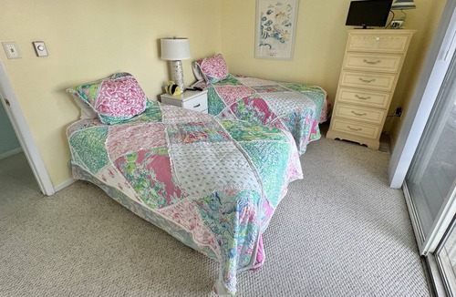 Townsend's Inlet House | Very nice south end townhome located on quiet Roberts Avenue in Sea Isle