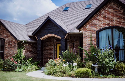 Westbury South House | Vibrant Byrd House for the whole family to enjoy!