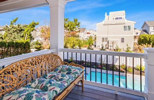 Avalon House | Victory Seaglass - 6 bedroom/Pool/Hot-tub - Avalon NJ