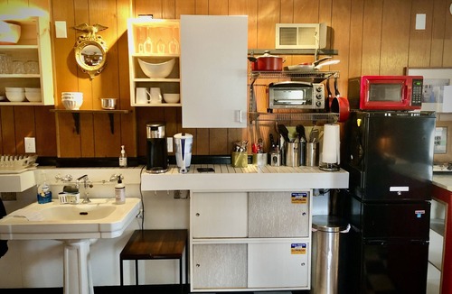 Cherry Valley Apartment | Vintage Barbershop Studio