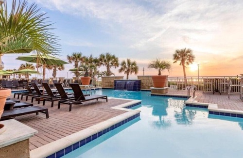 Northeast Virginia Beach Villa | Virginia Beach | Balcony Retreat | Resort Pool & Beach Access