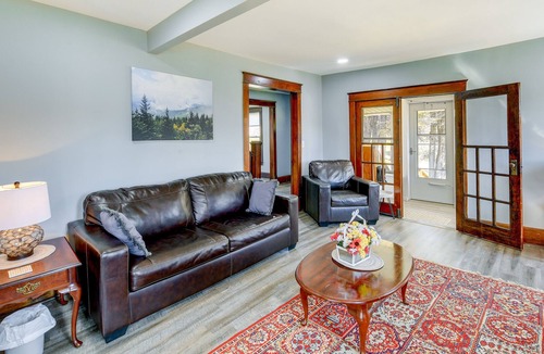 Whitetop House | Virginia Getaway - Deck, Grill & Mountain Views!