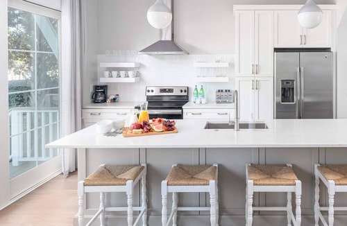 Folly Beach House | Walk Everywhere! 12BR Retreat, 3 Pools, Sleeps 24+