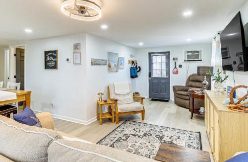 Fortescue House | Walk to Beaches & Marina: Fortescue Hideaway