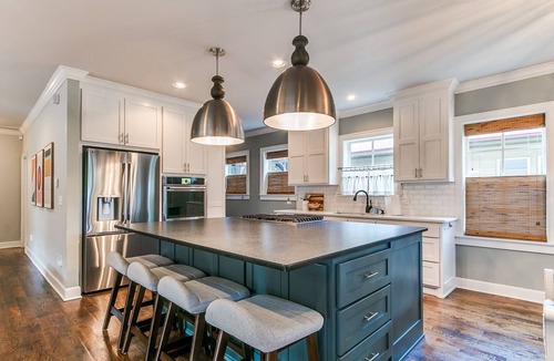 Norman House | Walk to campus! Luxurious 5-bedroom house with pool, hot tub & game room!