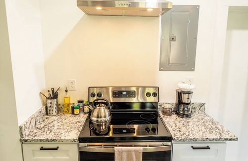 Durham Apartment | Walk to Duke Campus! 1 Bedroom in Trinity Park!