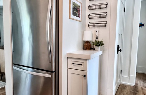 Clear Lake House | Walk to Lake, Downtown & Surf - Rare 2BR & 2BA Home
