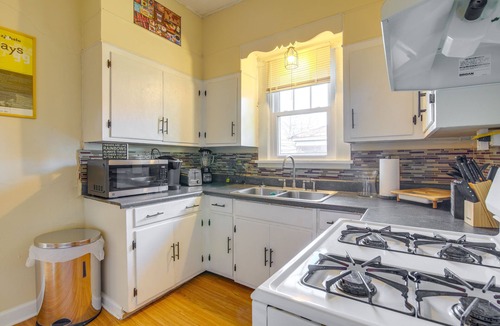Vollintine-Evergreen House | Walk to Parks & Dining! Memphis Home w/Yard