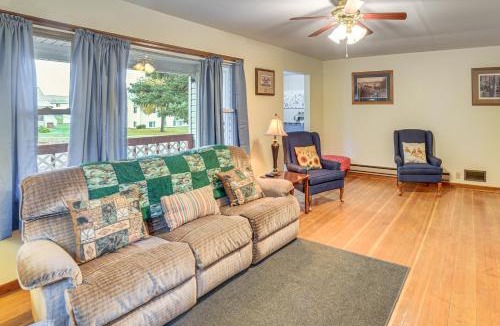 Gary House | Walk to Restaurant & Bar: Home w/Deck in Gary