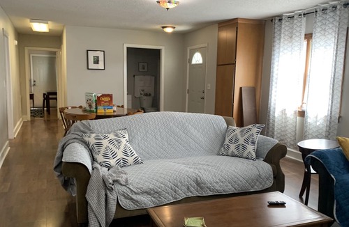 Monroe House | Walk to Vineyard, Single level home, Large yard, No pet fee