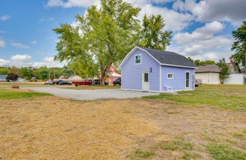Holt House | Walk to Winery: Holt Home 8 Mi to State Park!