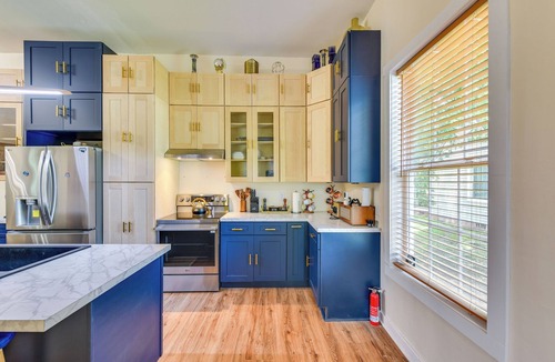 Cheraw House | Walkable Gem in Historic Dtwn Cheraw! Group Ready