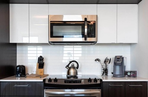 Reston Apartment | Washington DC Nearby | Furnished & Move-in Ready | VA