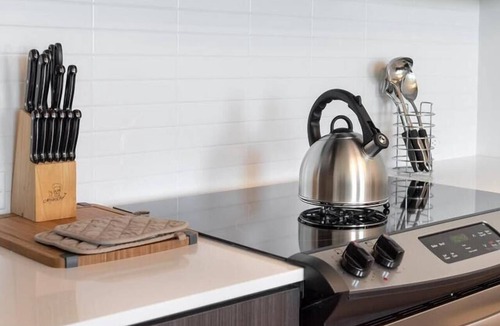 Reston Apartment | Washington DC Nearby | Furnished & Move-in Ready | VA