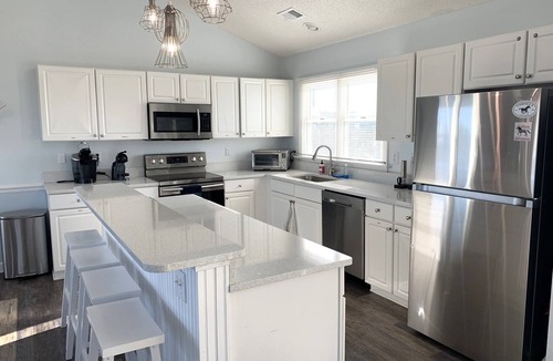 Ocean Hill House | Water Music OBX: Ocean views, easy beach access, private pool. Pet friendly.