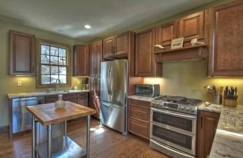 Jasper Cabin | Waterfall Overlook at Bearfoot Falls~Privately owned waterfall,hiking trail 10ac