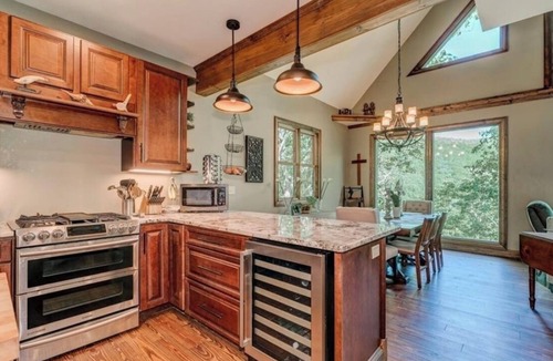 Jasper Cabin | Waterfall Overlook at Bearfoot Falls~Privately owned waterfall,hiking trail 10ac