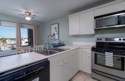 Bohicket Marina Village Villa | Waterfront 1BR 2BA Condo. Marina Views! Pet Friendly-2 dogs Lake House access only