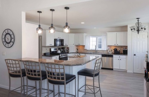 Bayville House | Waterfront 5-bedroom house w/Boat Lift & Jet Ski Docks. Short walk to beach.