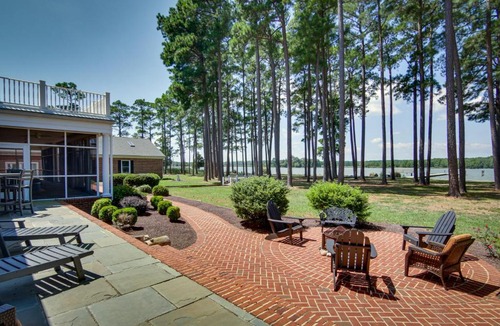 Cambridge House | Waterfront Cambridge Gem w/Hot Tub, Pool & Dock!