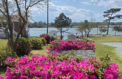 Hampstead Cottage | Waterfront Fishing Cottage w/Beautiful Sunsets