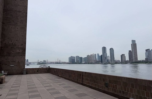 Peter Cooper Village Apartment | Waterfront Manhattan 1BR Near UN & Midtown