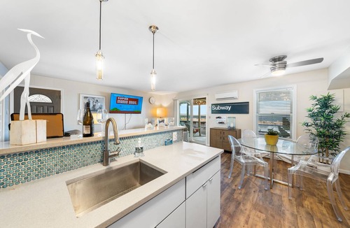 Anglesea Apartment | Waterfront North Wildwood Family Retreat
