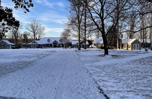 Elkton House | Waterfront: Panoramic Water Views/Pickleball/Hot Tub/Pool/Sleeps 16