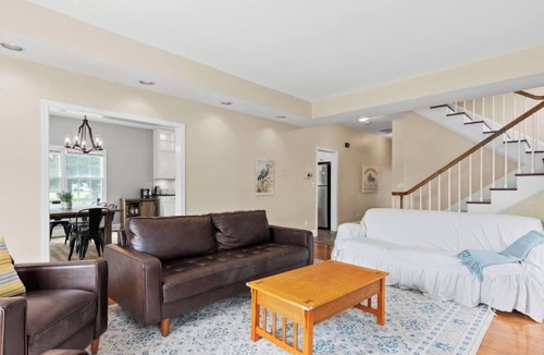 Secretary House | Waterfront, Private Saltwater Pool & Dock, Near Cambridge, Sleeps 10, Kayaks