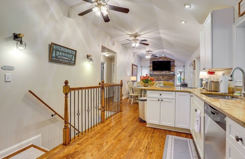 Dawsonville Cottage | Waterfront Retreat on a Lake Lanier Cove w/Dock